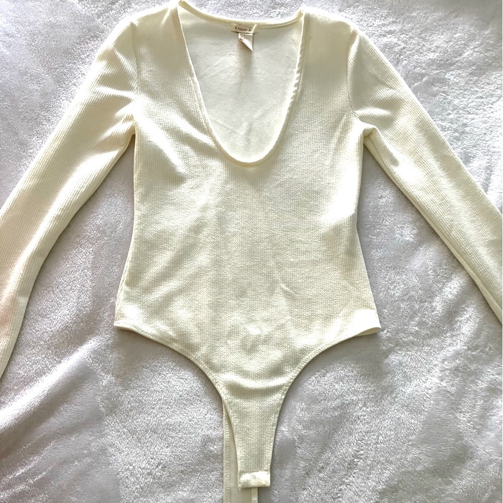 Womens long sleeve scoop neck bodysuit